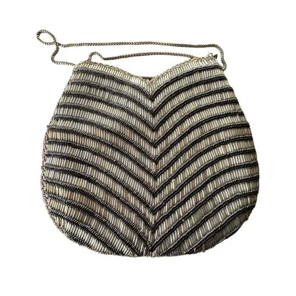 Vintage Hand-Beaded Chevron Evening Bag with chain strap, Art Deco style - Picture 9 of 10